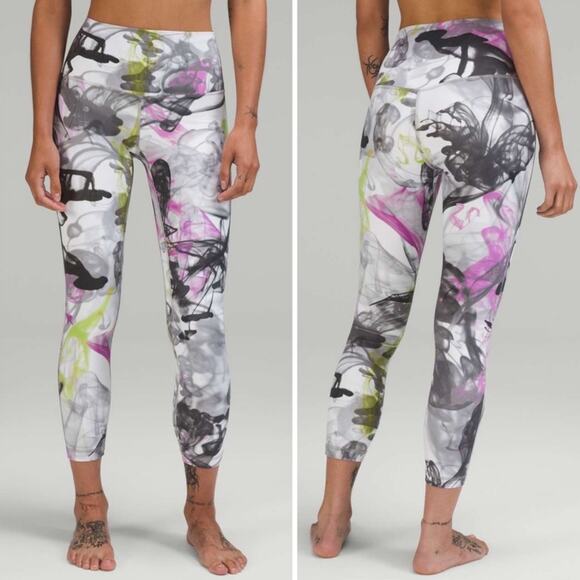 Lululemon Throwback Print Align High-Rise Pant 25"
Unicorn Throwback White Multi - Picture 1 of 11